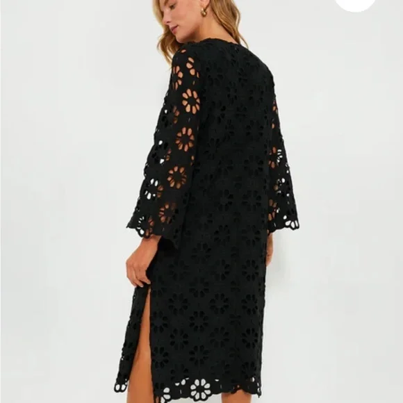 Tuckernuck Noir Eyelet Hutton Dress NWT - Picture 3 of 8